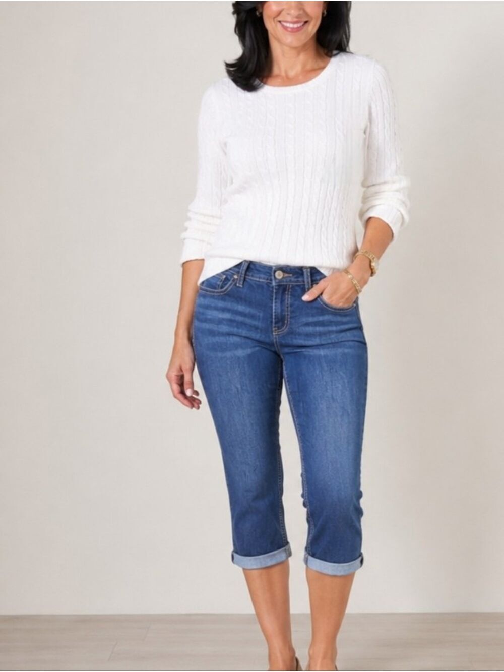 Nine West Blue Mid-Rise Capri Jeans Women's Size 4/27 Embellished Pockets Denim